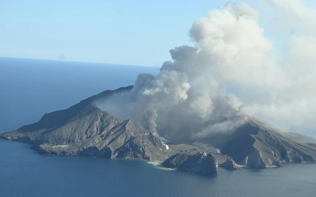 Volcanic ash from Whakaari halts flights – Expert Reaction